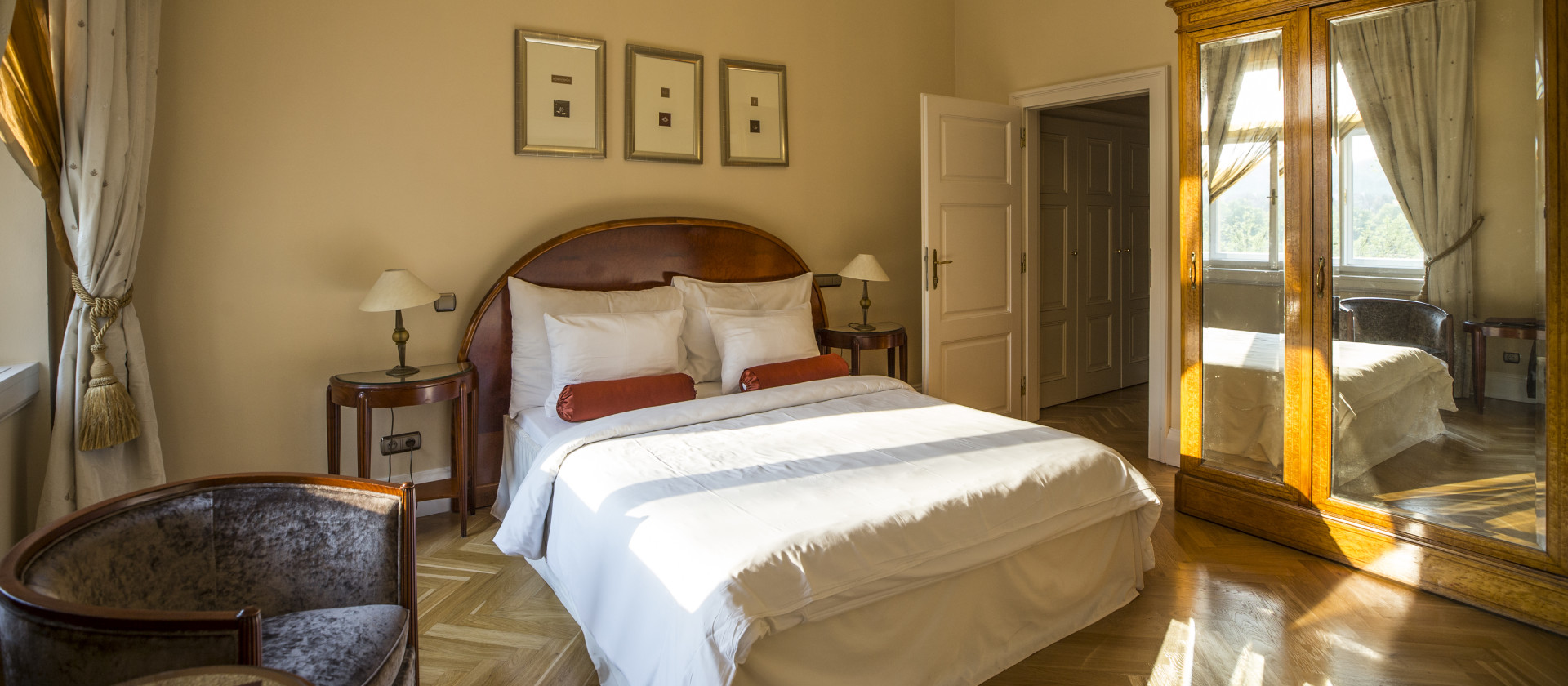 Lutetia suite